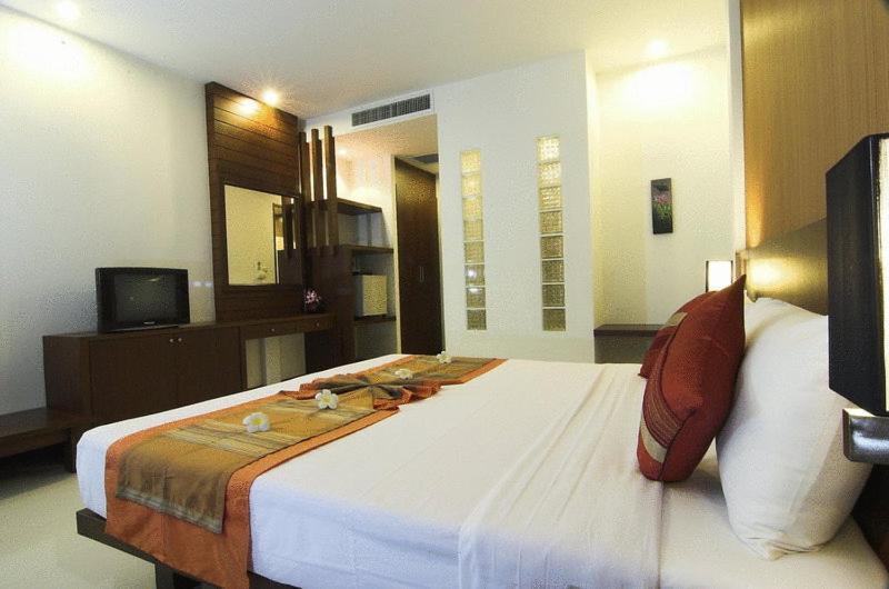 Ps Hill Resort Phuket Patong - Sha Plus Exterior photo